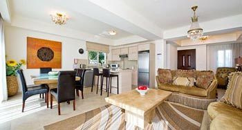 Villa Amadora Luxury Villas