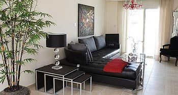 Amadora Luxury Villas *