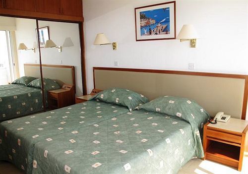 Sun Hall 3* Larnaca