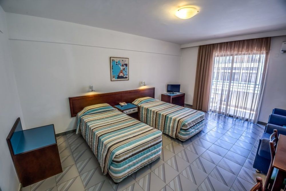 Atrium Zenon Aparthotel Larnaca