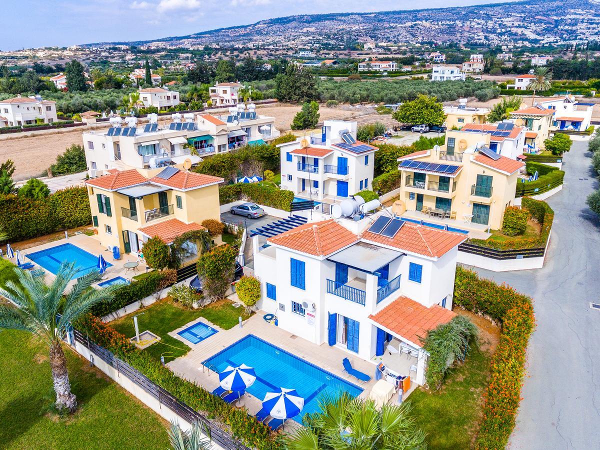 Kotsias Corallia Villa *