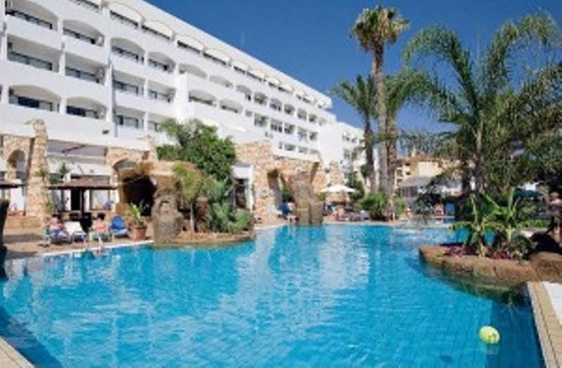 Melini Aparthotel 3*