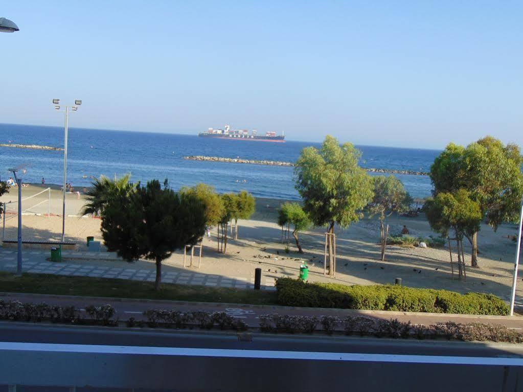 Kanika Sea Forum No. 106 * Limassol