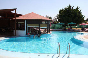 Aparthotel Astreas 3*