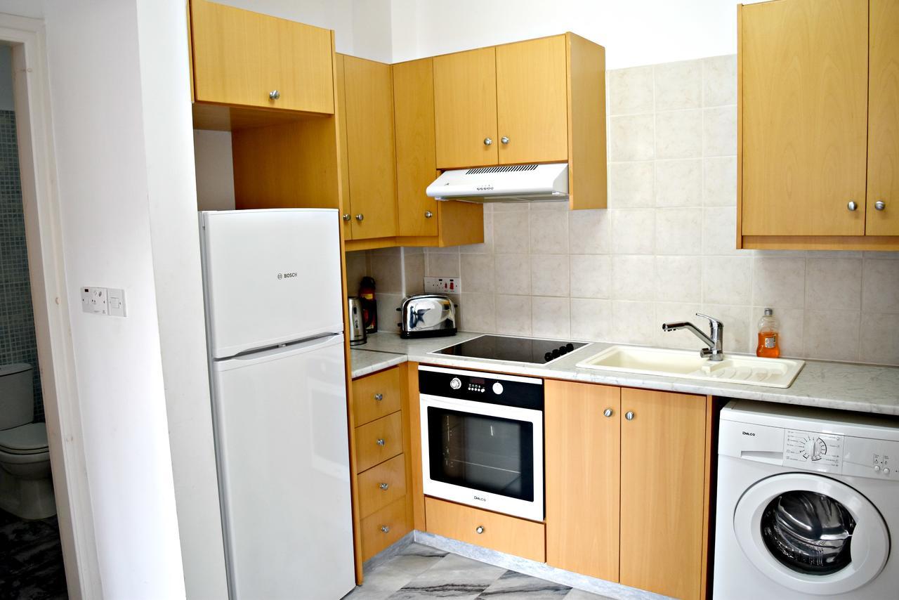 1 Bedroom - Private Heated Jacuzzi - Large Communal Pool * Argaka