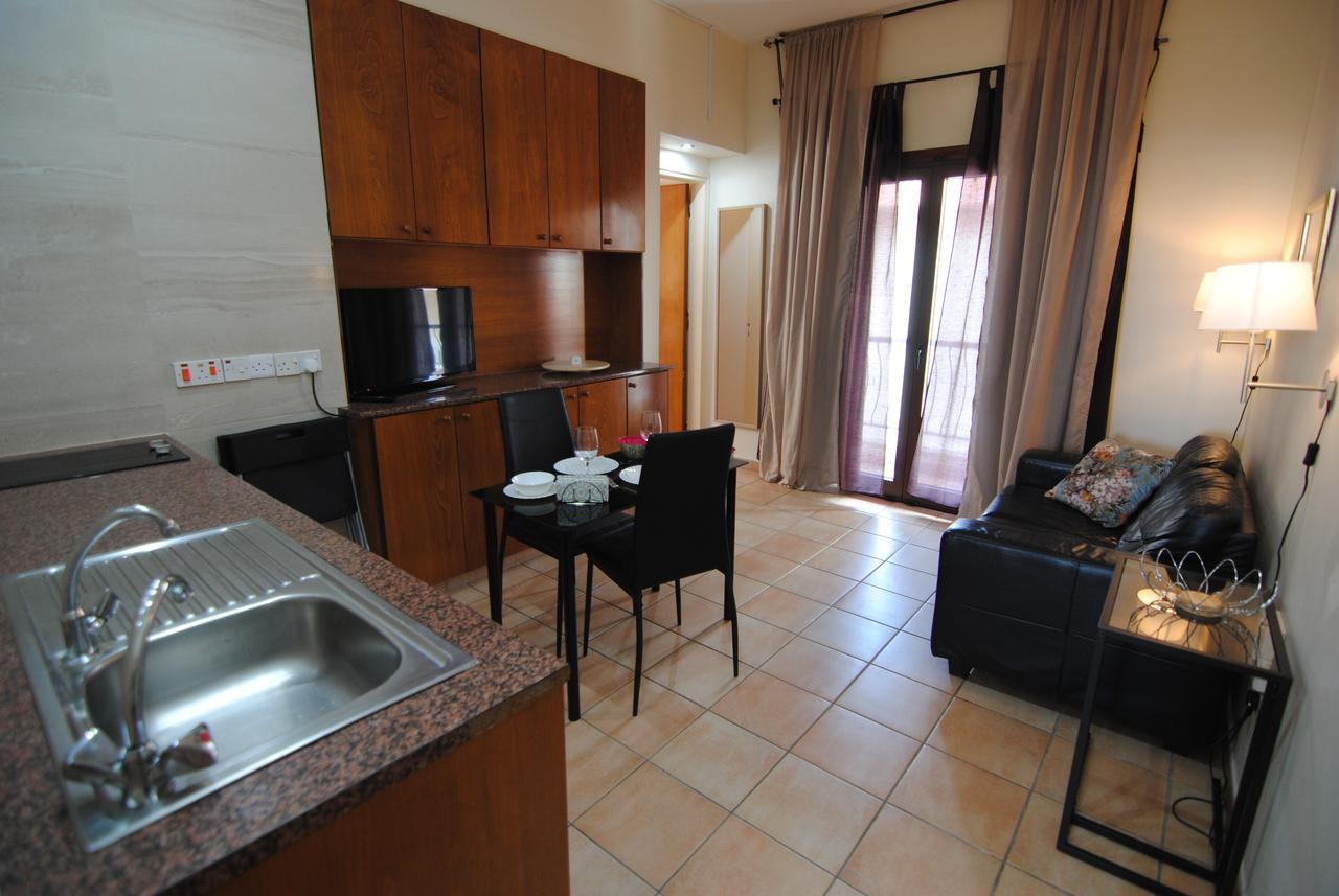 La C Apartment Larnaca