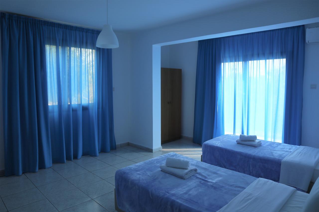 Villa Lp Peyia