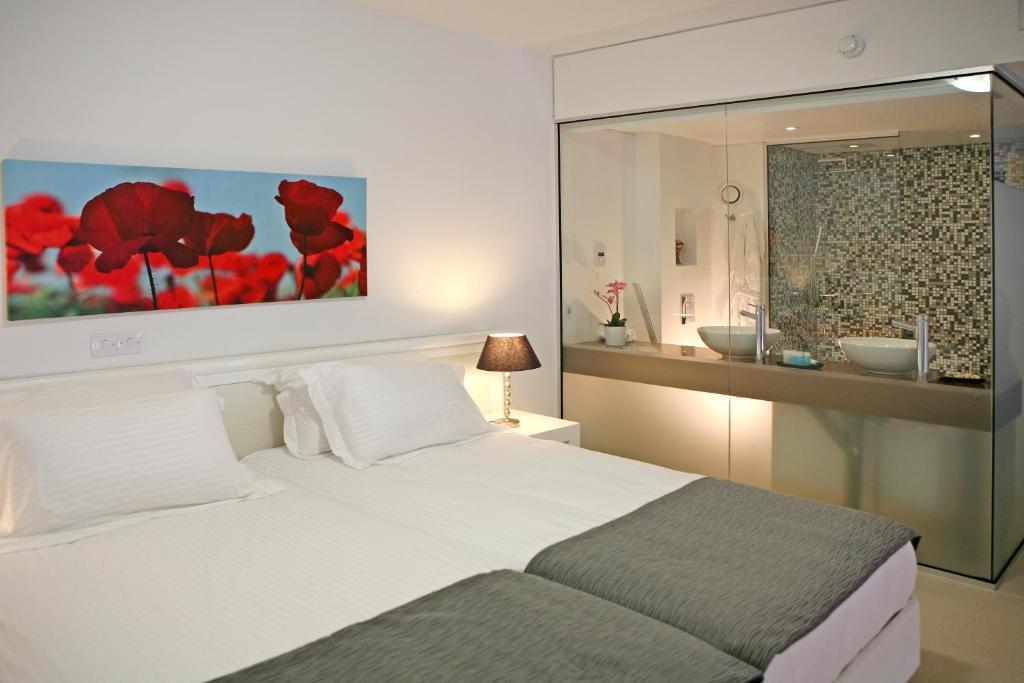 Alva Aparthotel 3*