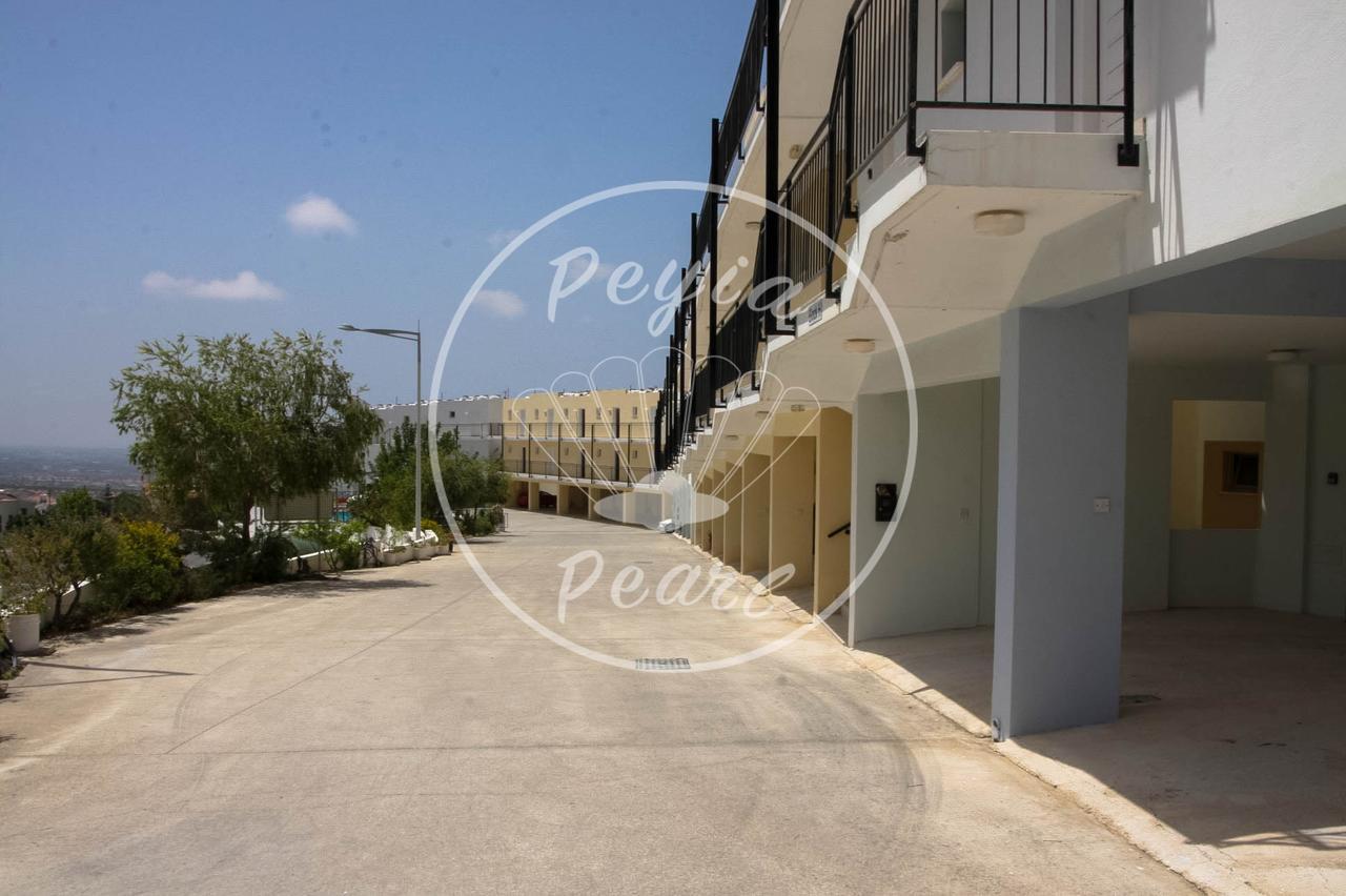 Pearl Apartment *