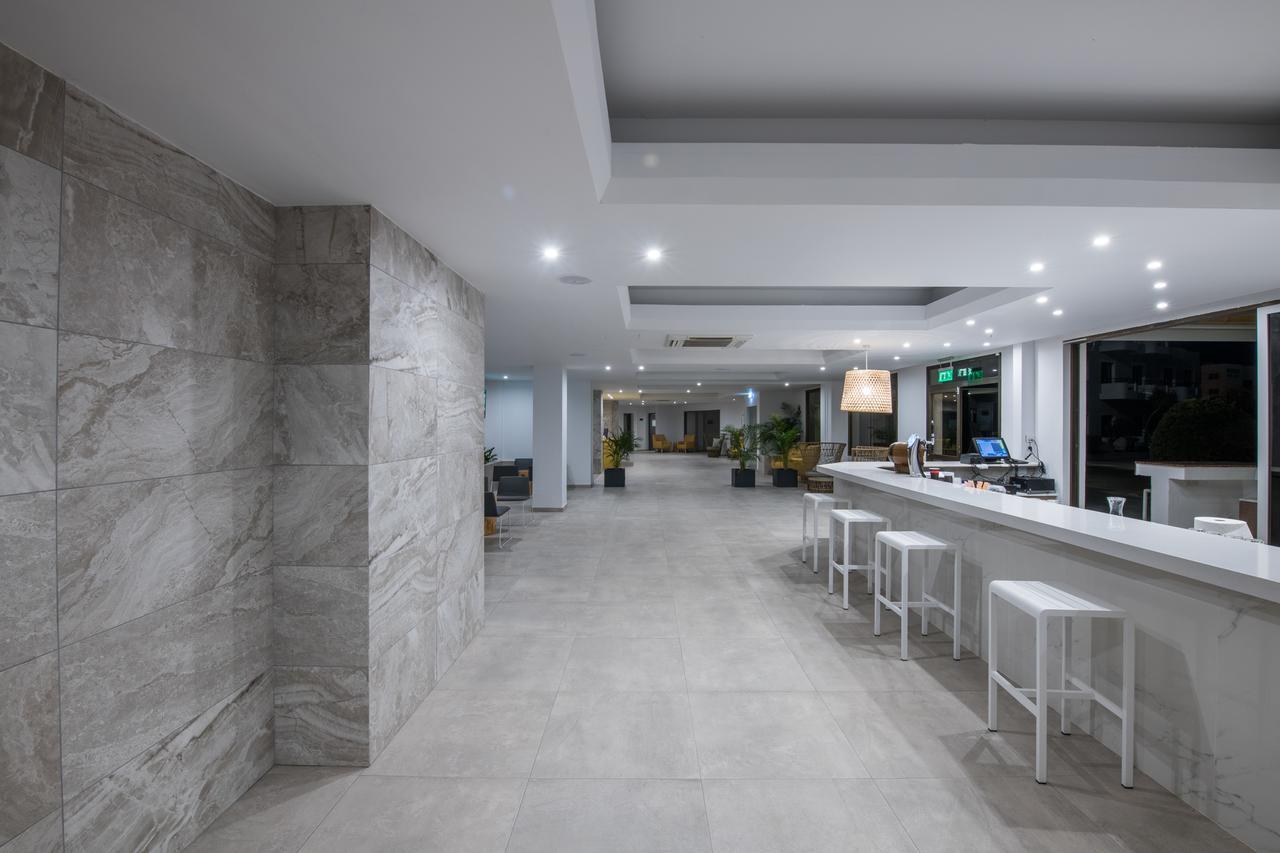 Aparthotel Narcissos Waterpark 4*