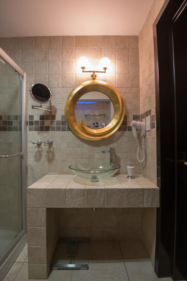 Cape Serenity - Adults Only