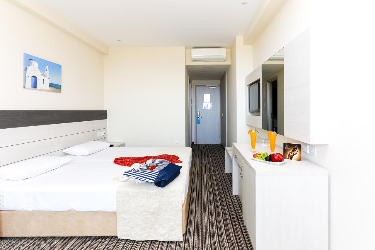 Hotel Christofinia Agia Napa