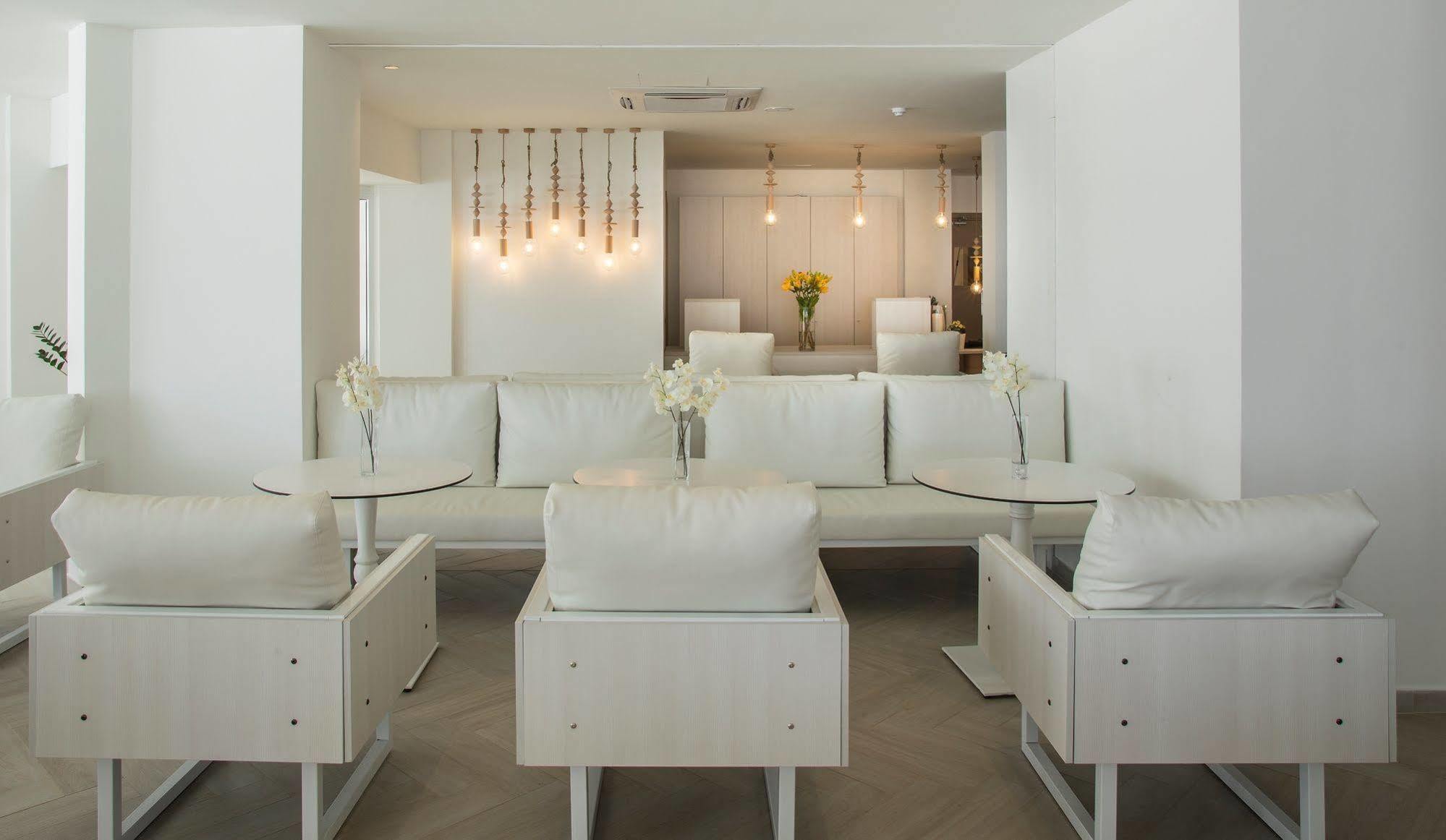 Infinity Blu - Designed For Adults Pernera