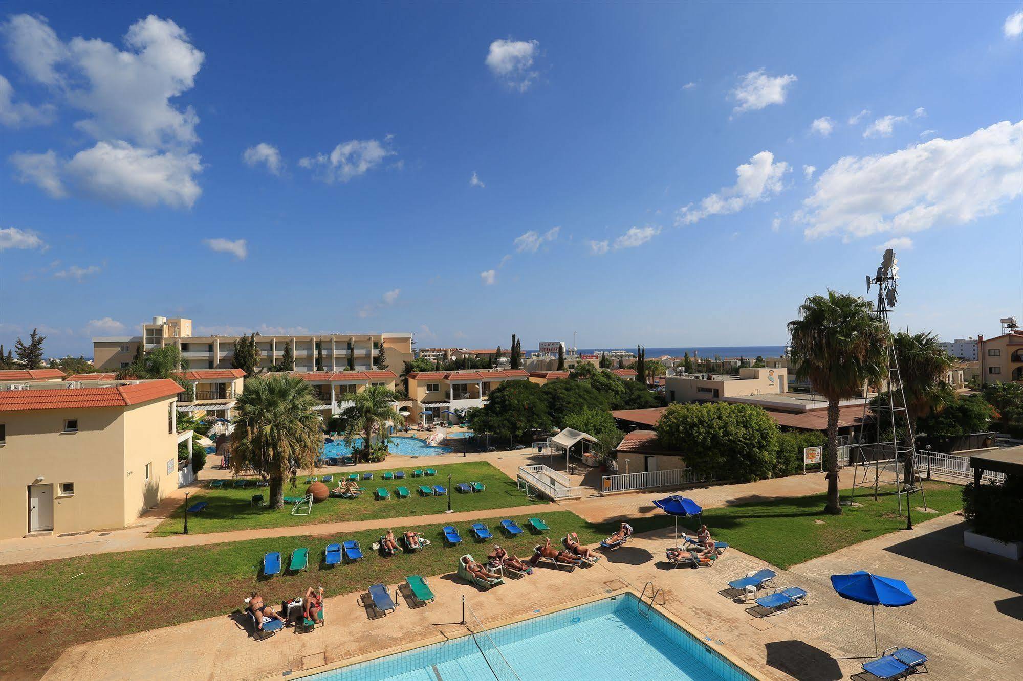 Jacaranda Aparthotel
