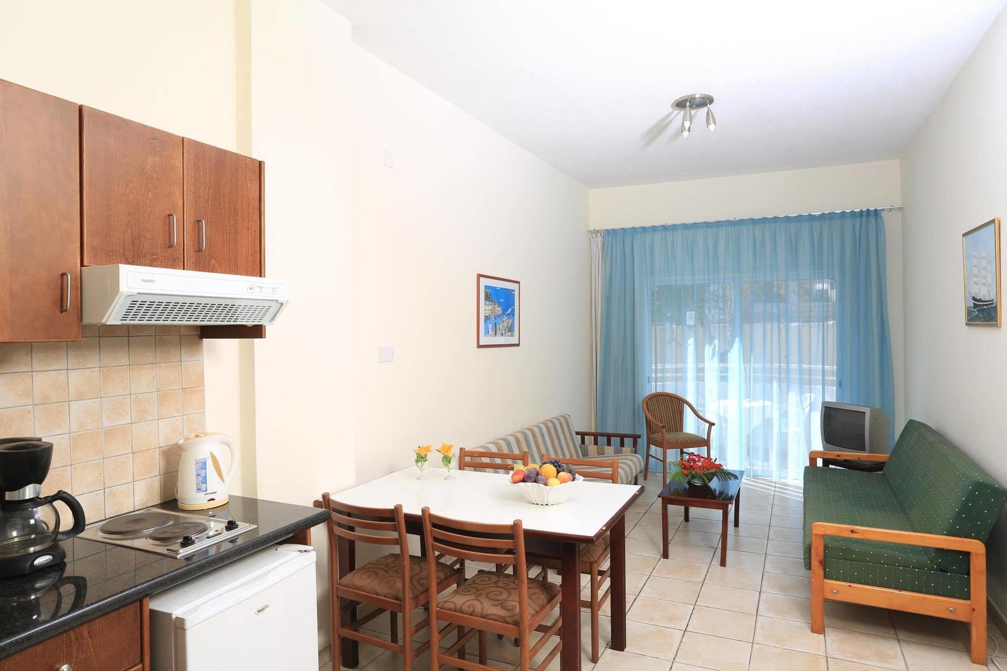 Jacaranda 3* Protaras