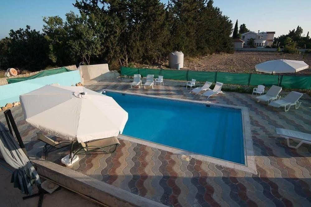 Bella Rosa Cyprus Coral Bay