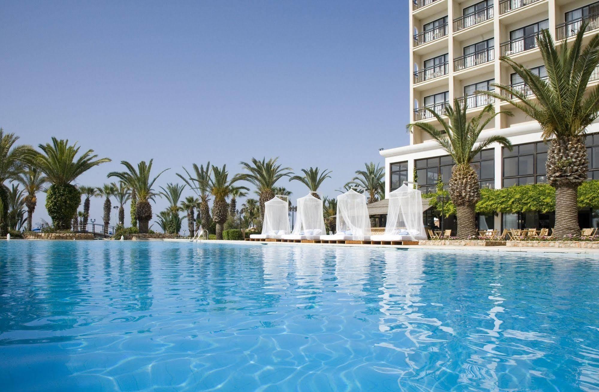 Sandy & - Ex Sentido 5* Larnaca