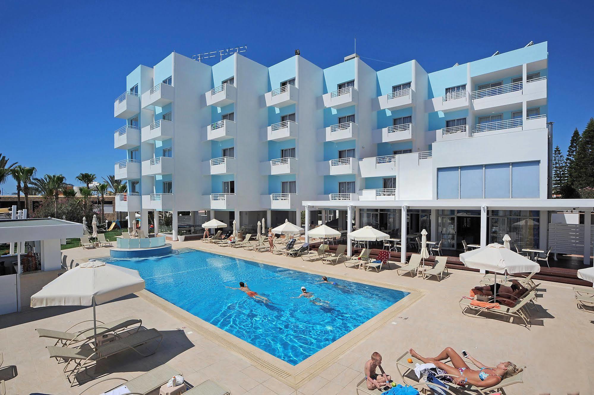Okeanos Boutique Agia Napa