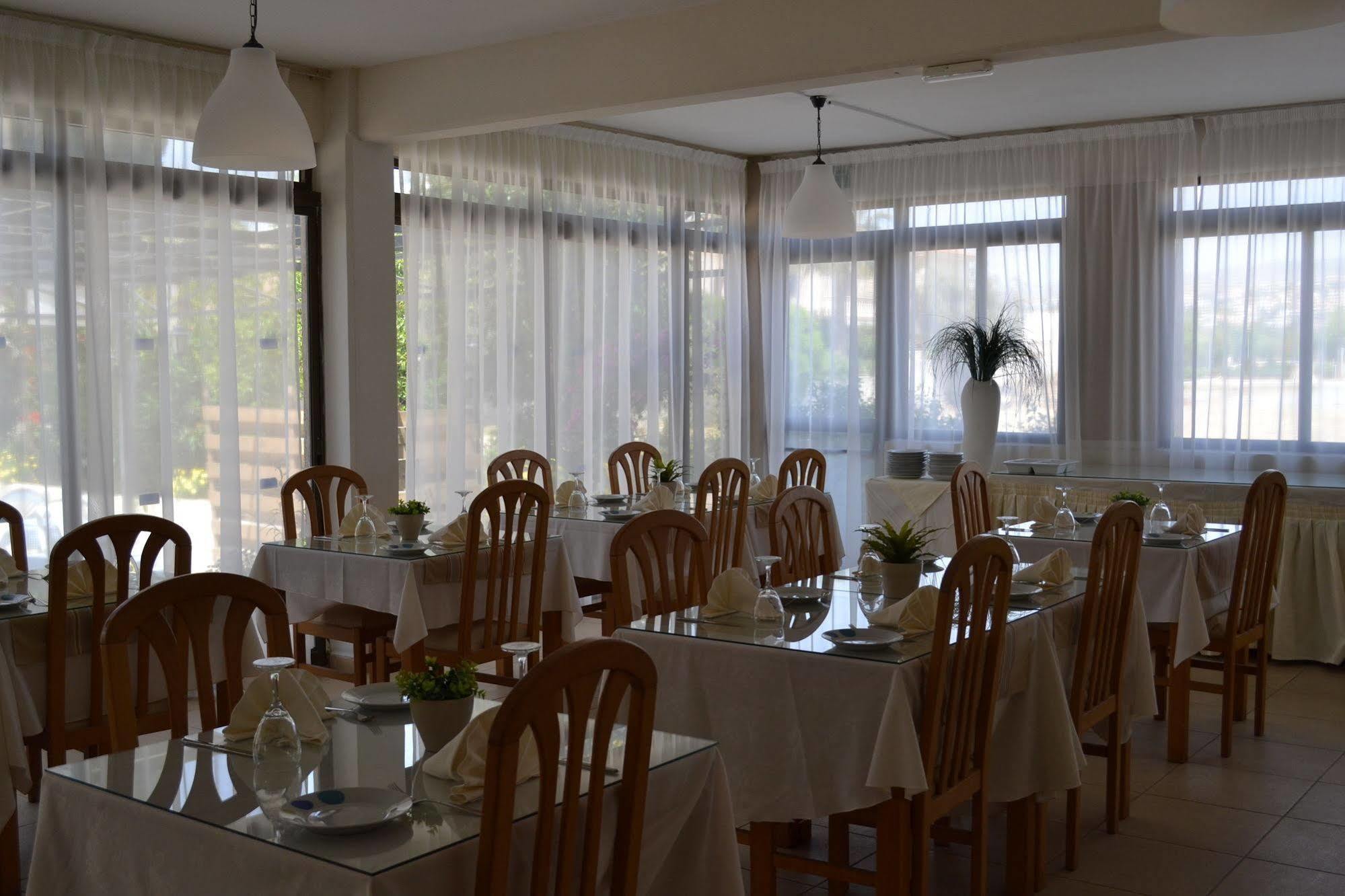 Aparthotel Tasiana Star 3*