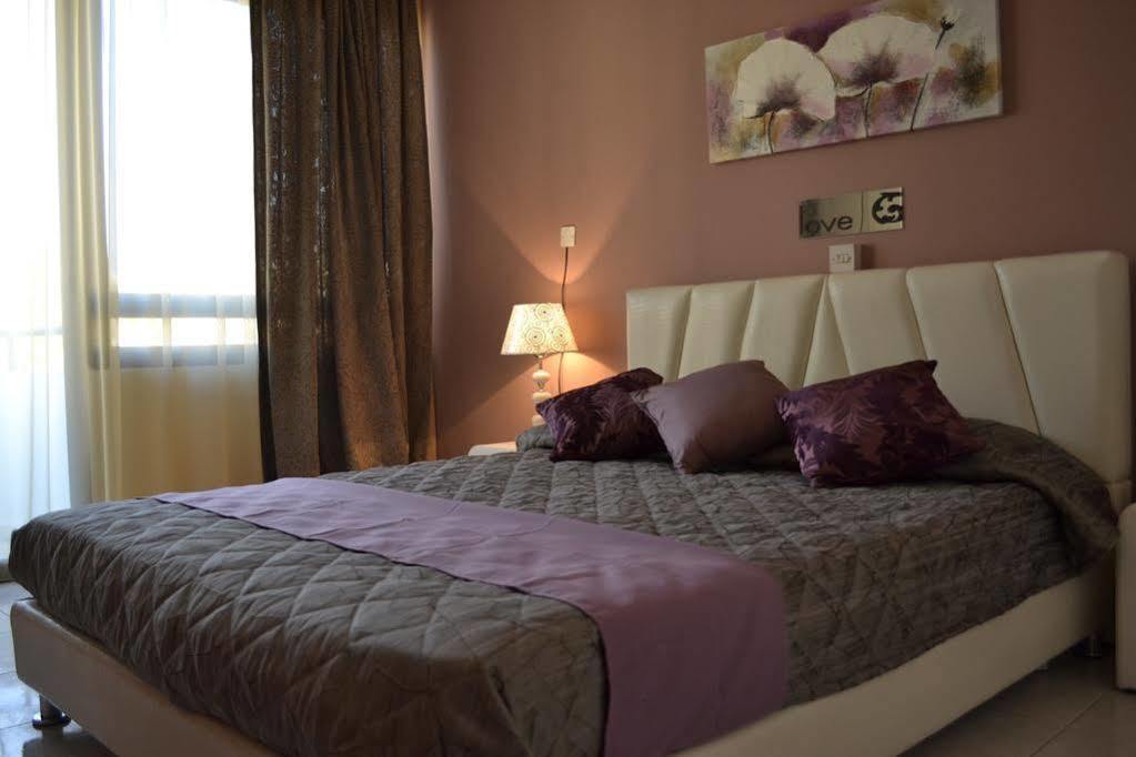 Aparthotel Tasiana Star