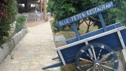 Blue Peter Aparthotel 3*