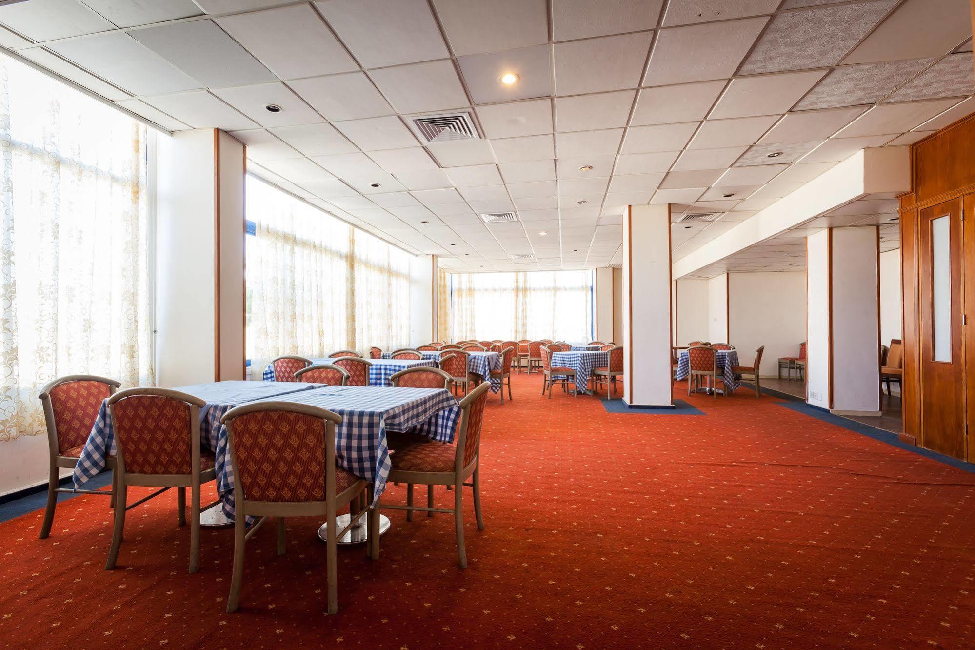 Aparthotel Crown Elamaris