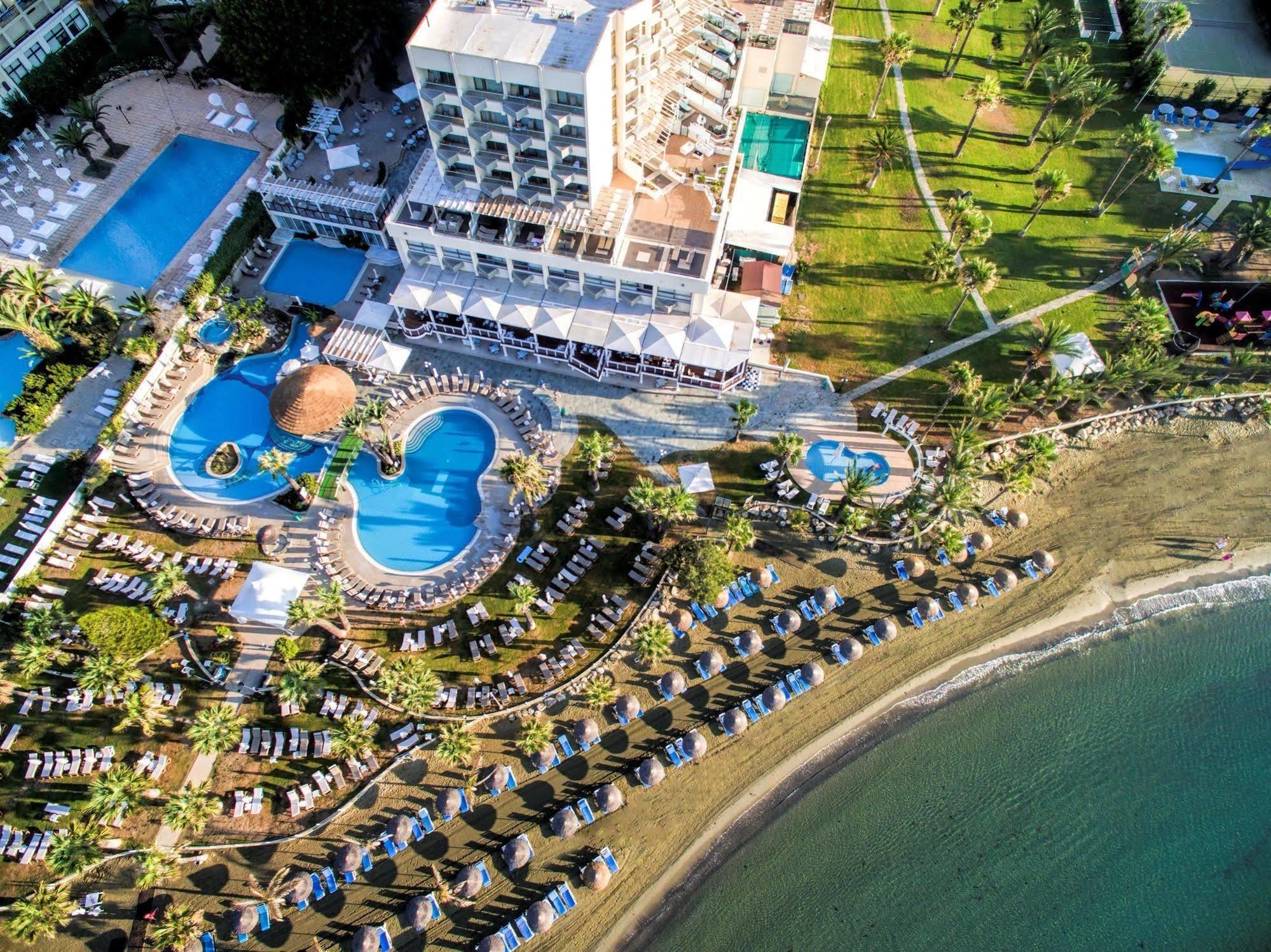 Golden Bay Larnaca
