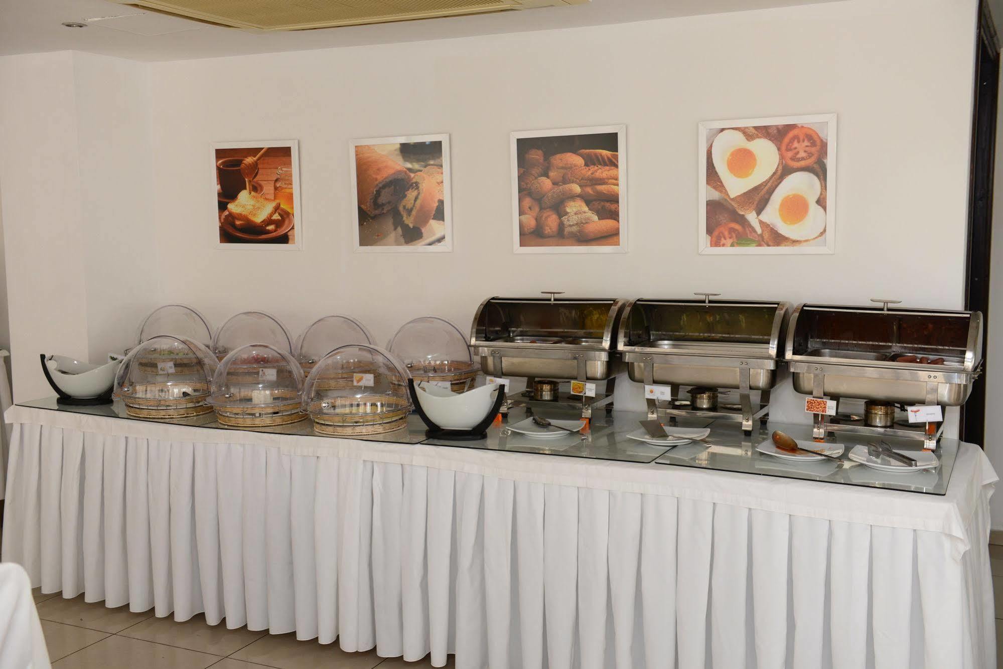 Les Palmiers Boutique & Luxury
