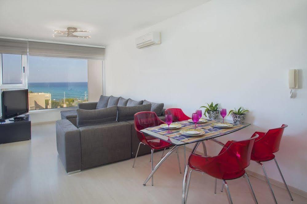 Apartment Fig Tree Bay Protaras