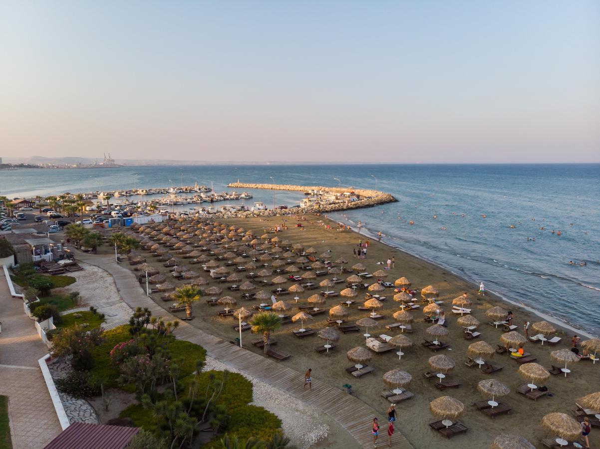 Lazuli Beachfront Sea View Ap144