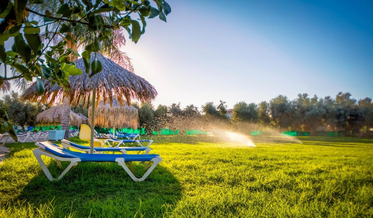 Captain Karas Holidays Aparthotel 3*