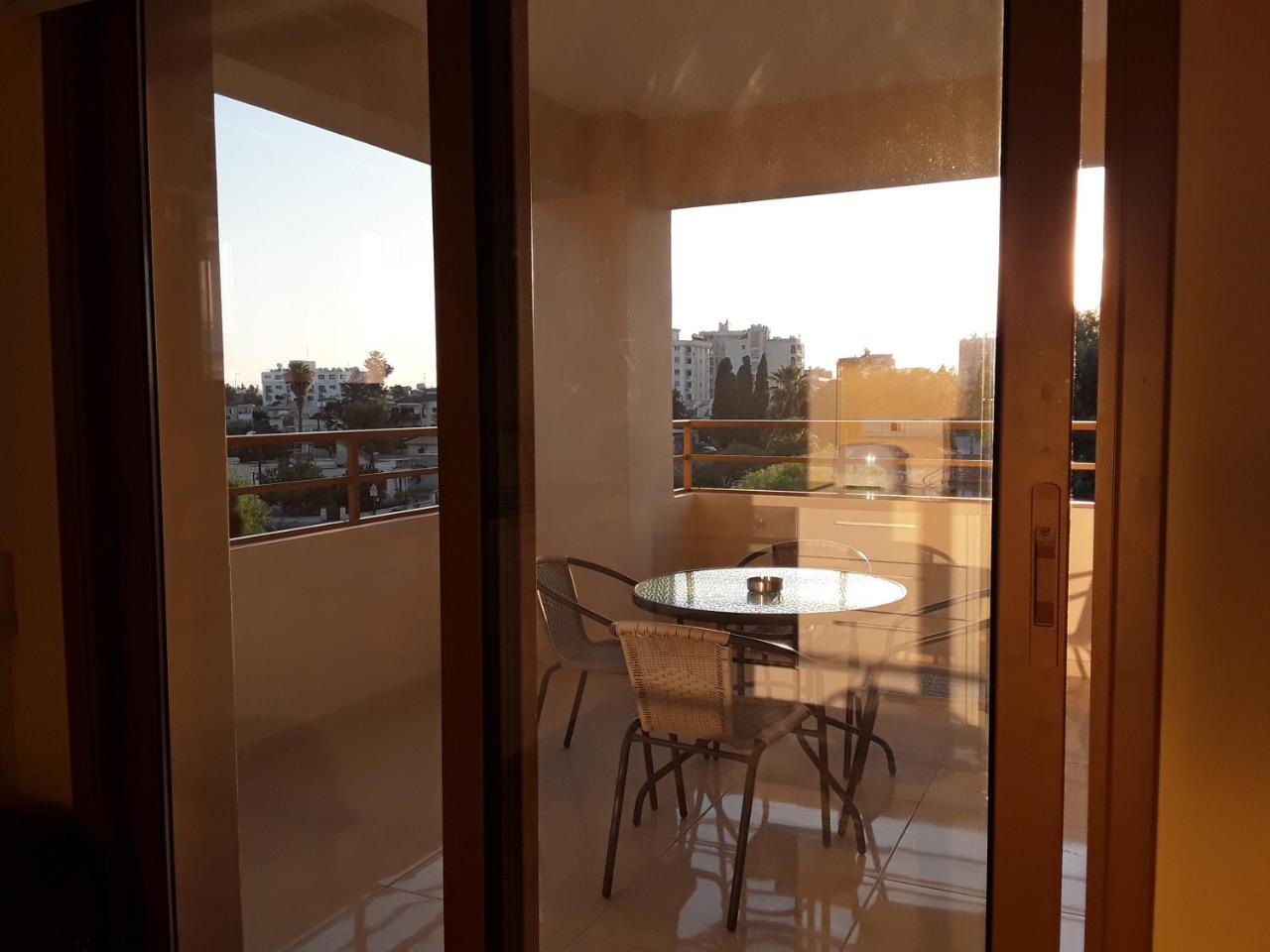 Rezial * Larnaca