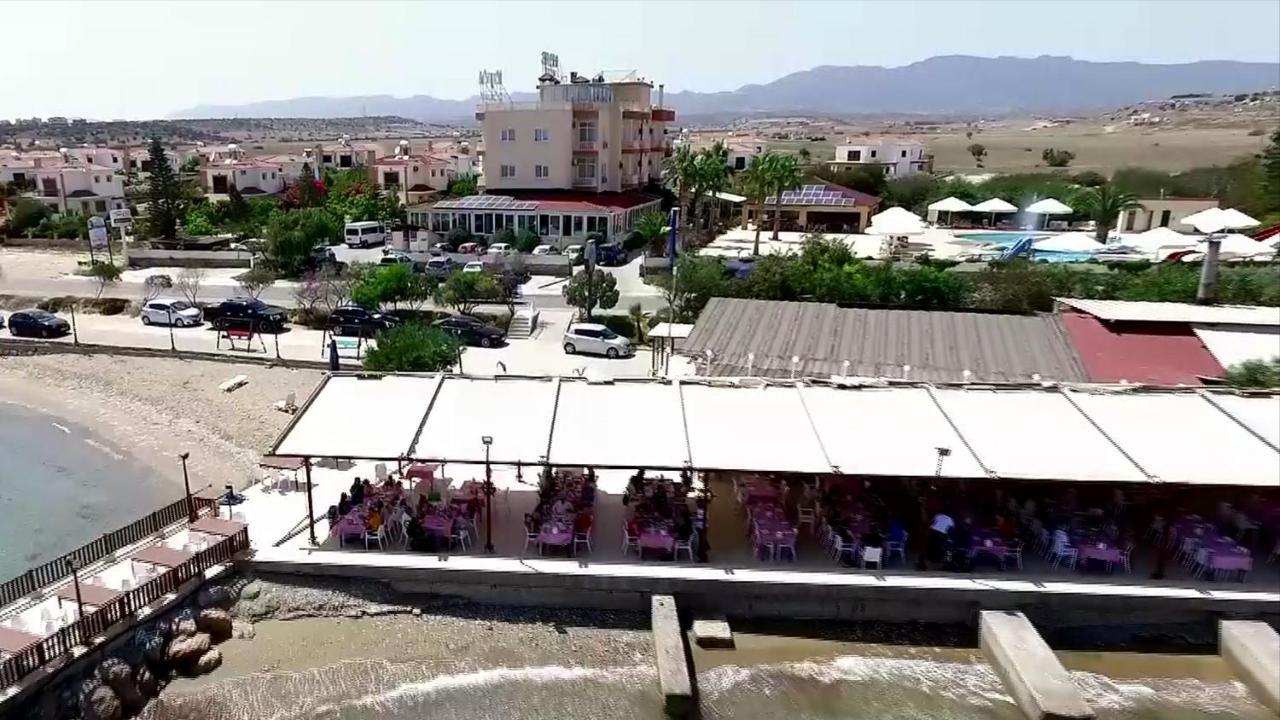Hotel Exotic & 3*