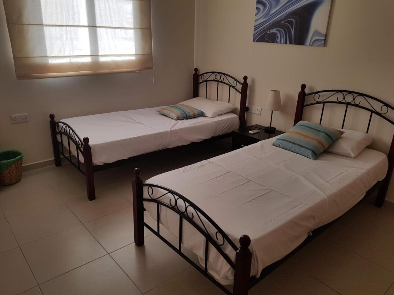 Nondas Hill Apts 3*