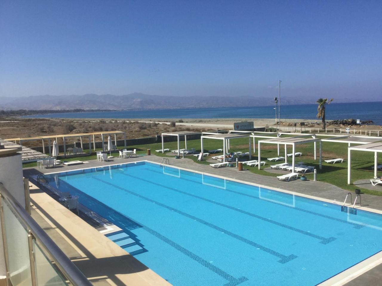 Apartment Aphrodite Beachfront *