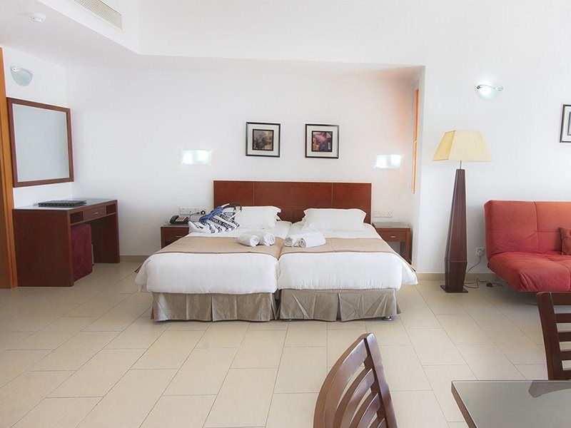 Hotel Theo Sunset Bay