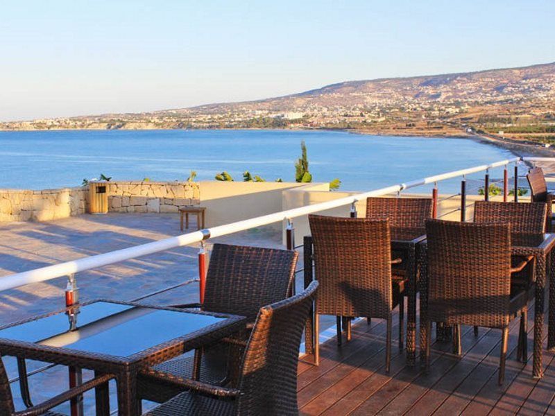 Theo Sunset Bay Hotel