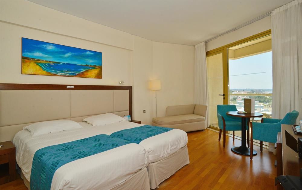Resort Golden Bay 5*
