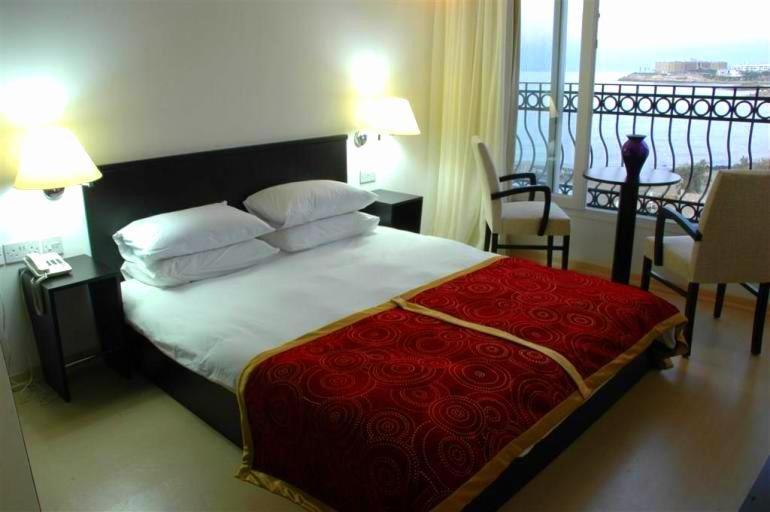 Hotel Ada Beachfront Boutique Hotel & Restaurant