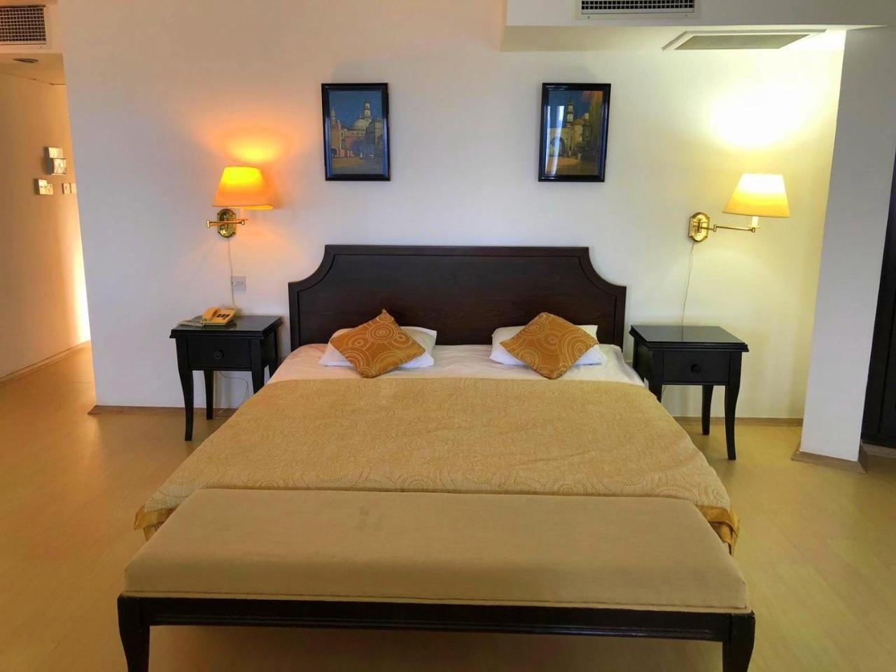 Hotel Ada Beachfront Boutique Hotel & Restaurant Kyrenia (Northern Cyprus)