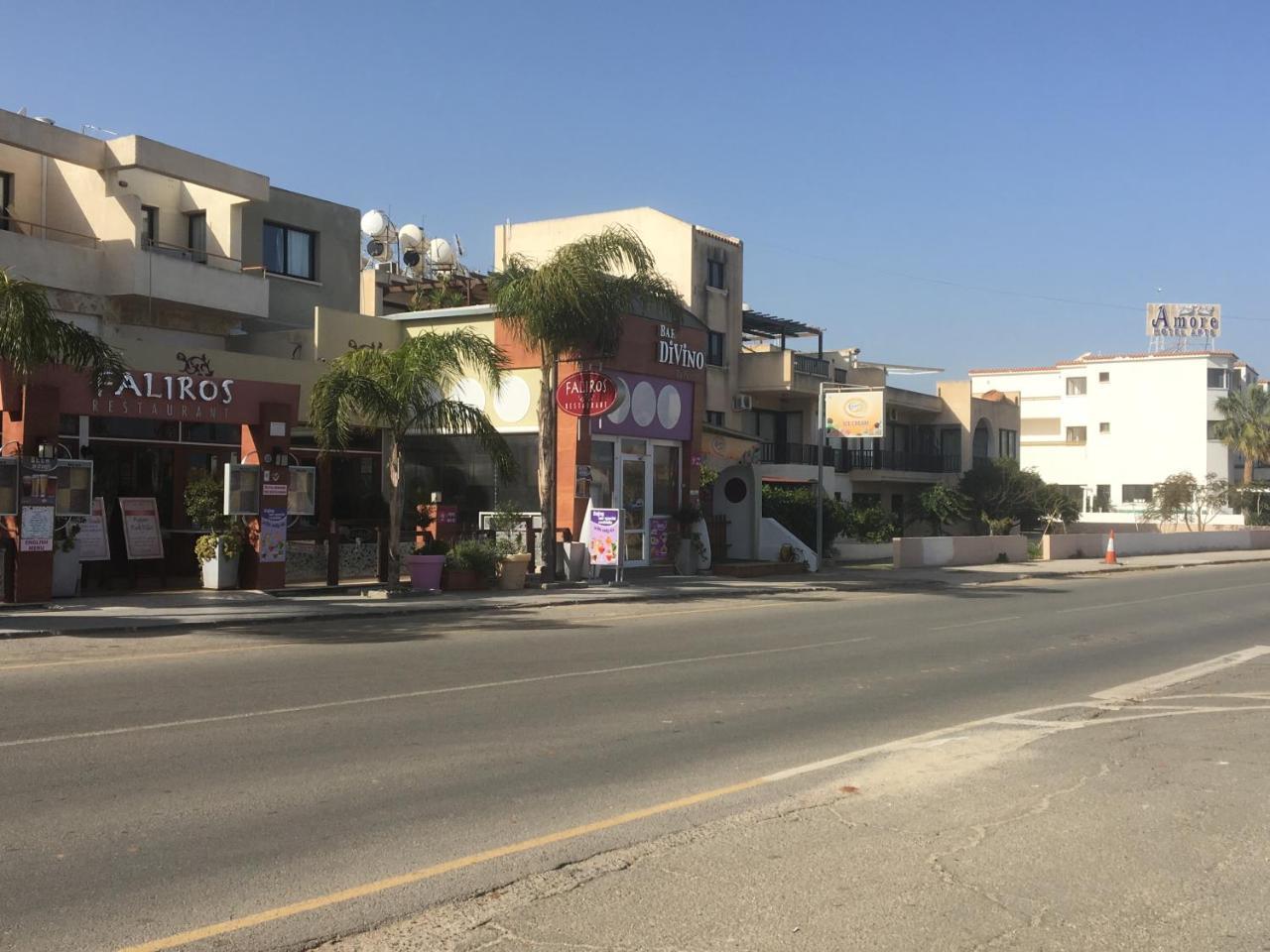 Jules Apartment Paralimni