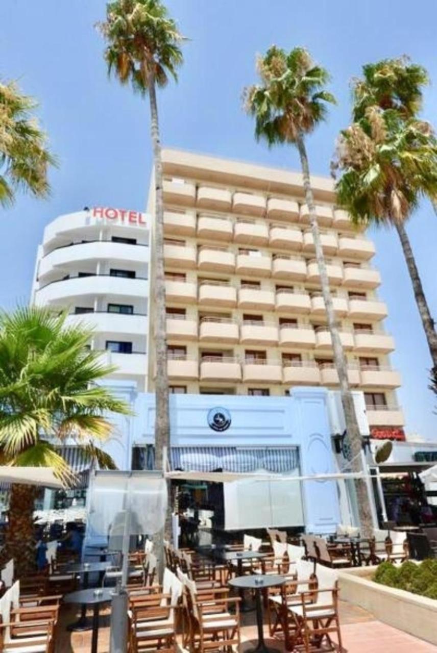 Apartment Ithaki Phinikoudes No. 205