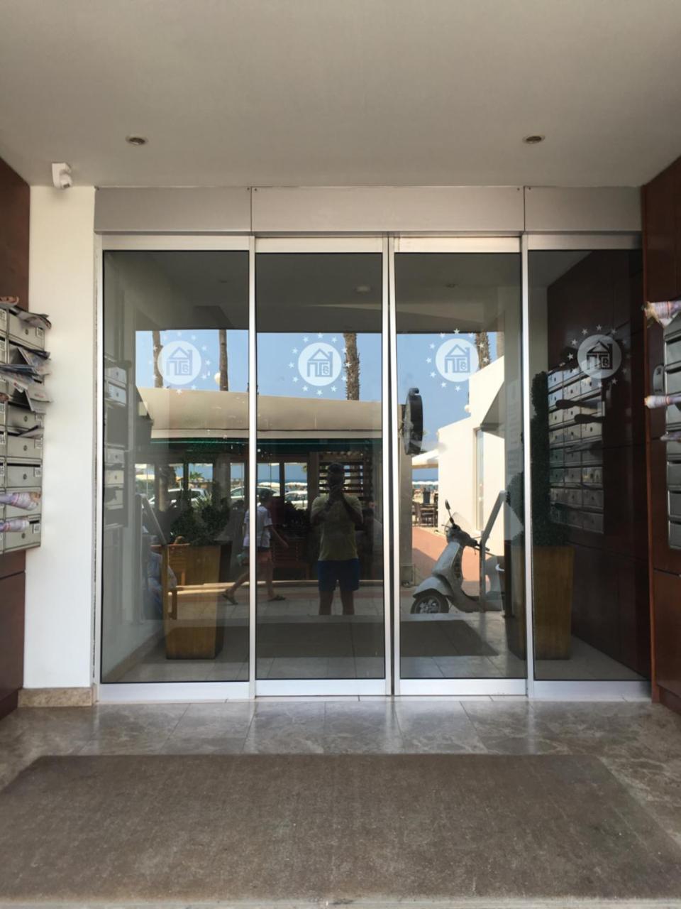 Apartamento Ithaki Phinikoudes No. 201 *