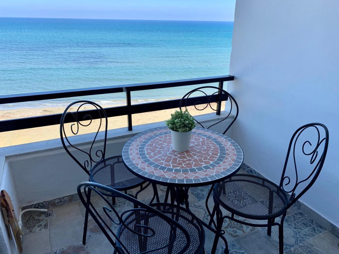 Zenobia Beach Apartment