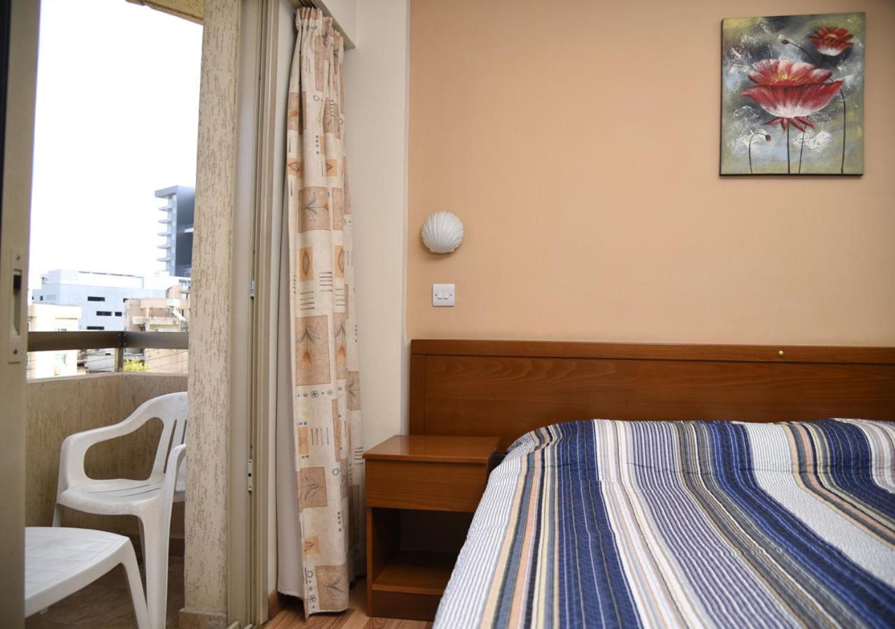 Elysso Hotel