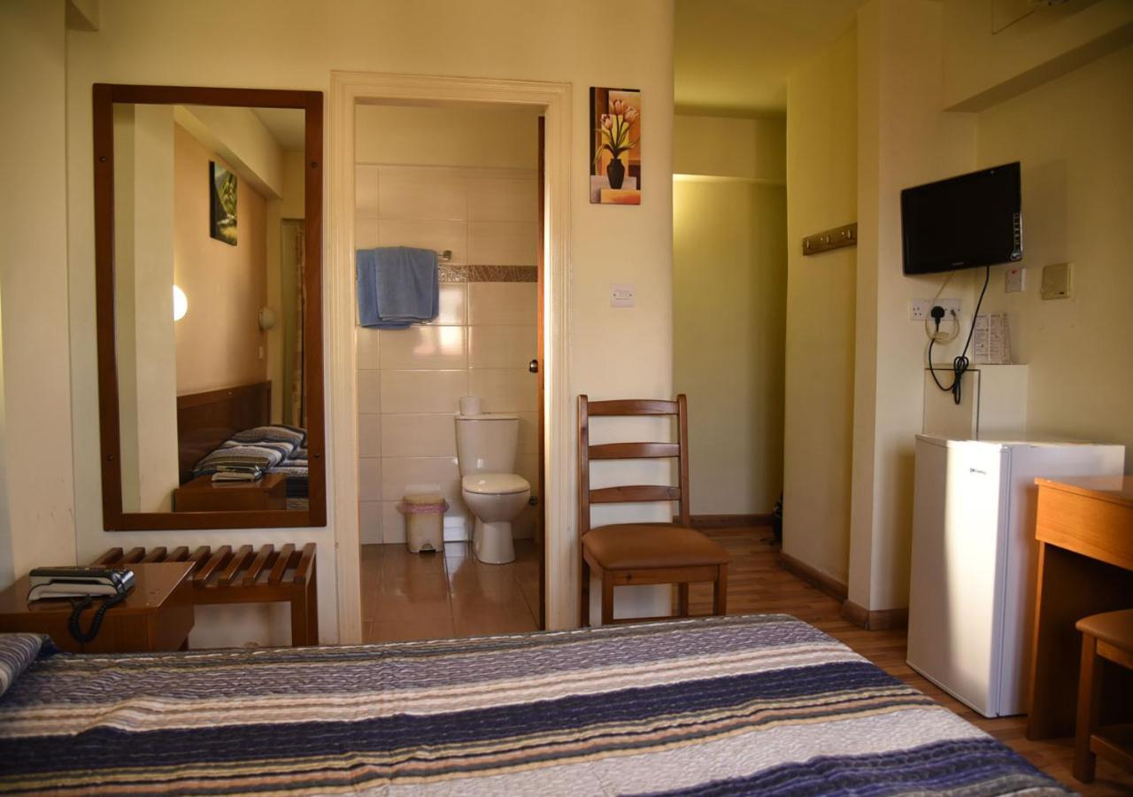 Hotel Elysso 2*