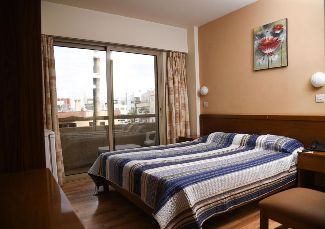 Elysso Hotel