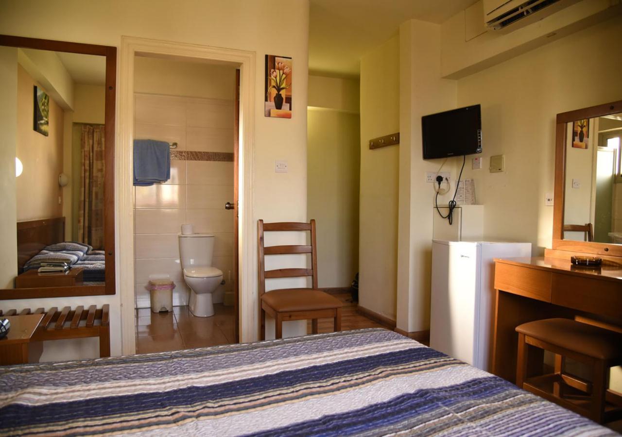 Hotel Elysso 2*