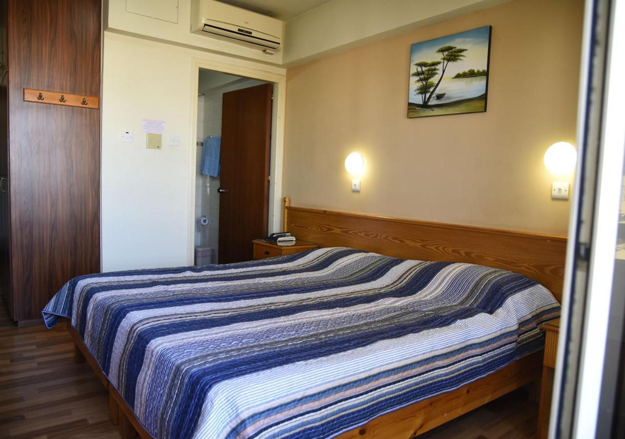 Elysso Hotel 2*