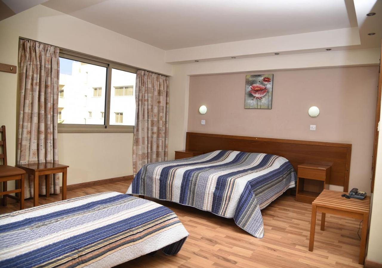 Elysso Hotel
